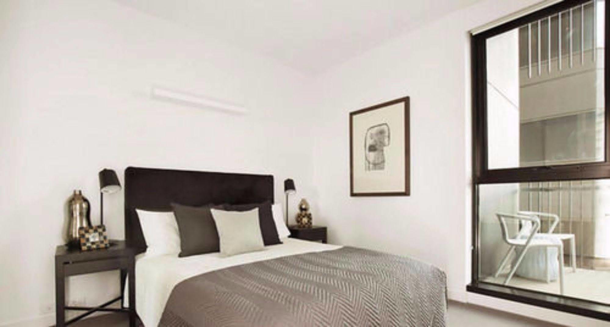 Wyndel Apartments - St Kilda Views ملبورن المظهر الخارجي الصورة