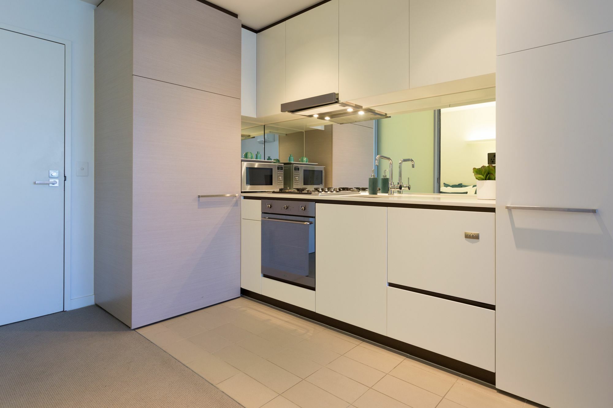 Wyndel Apartments - St Kilda Views ملبورن المظهر الخارجي الصورة