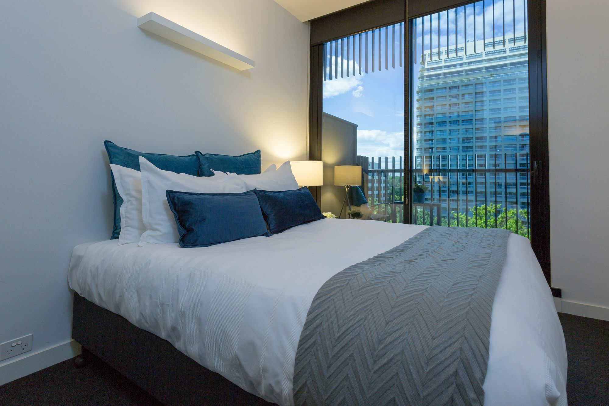 Wyndel Apartments - St Kilda Views ملبورن المظهر الخارجي الصورة